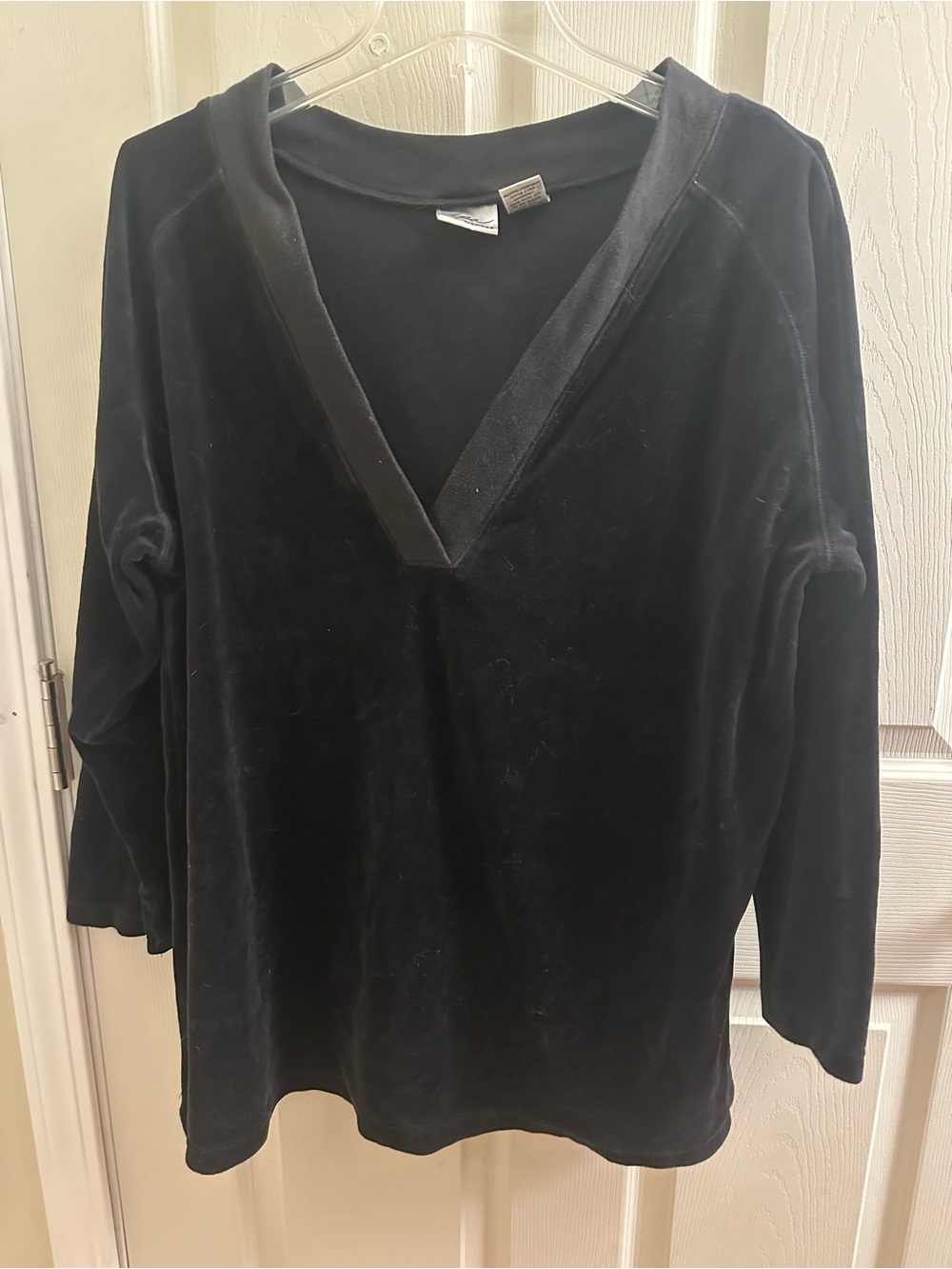 Spa By Chicos’s Black Velvet V-Neck Women's Top - Size 3